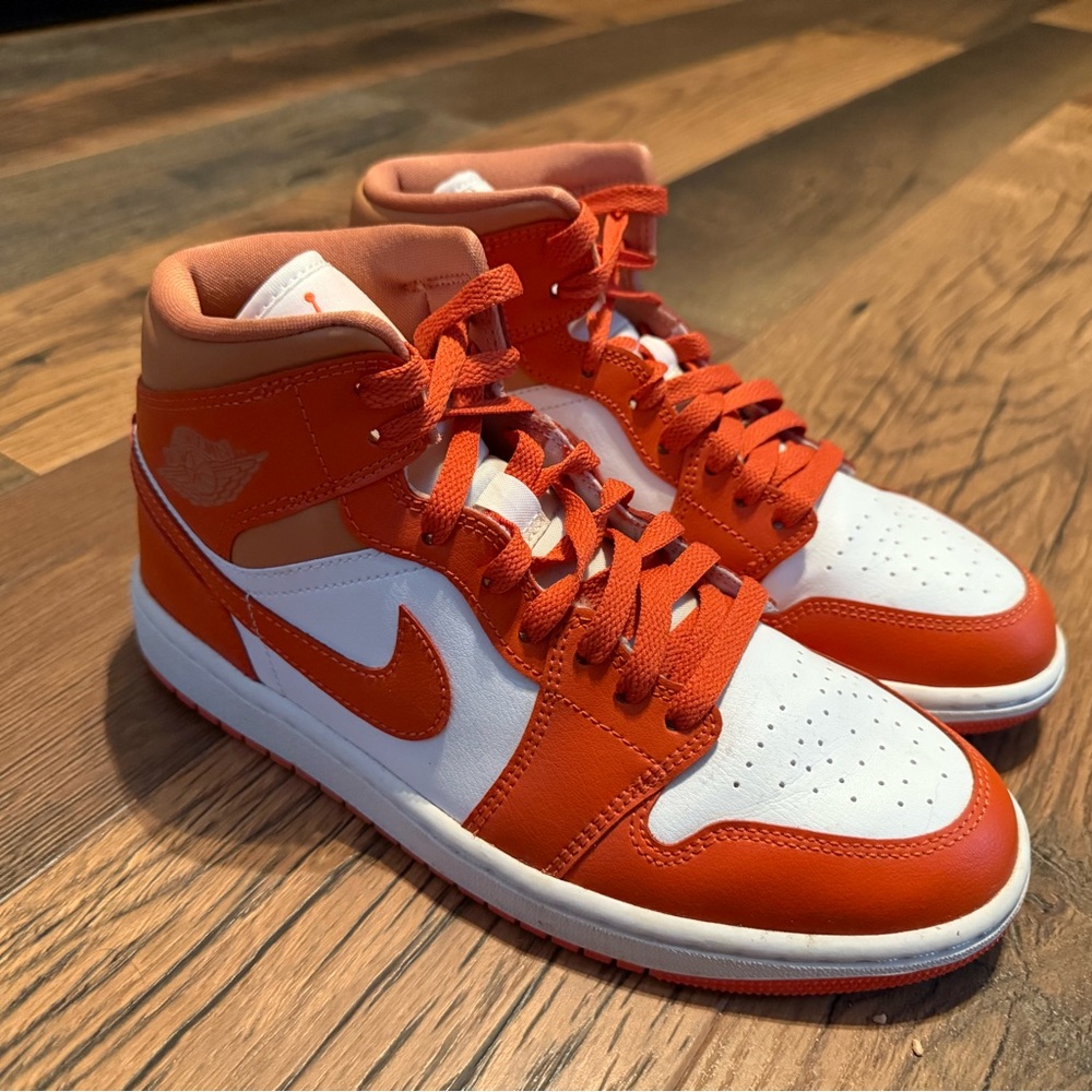 Nike Air Jordan 1 High OG Red White Sneakers